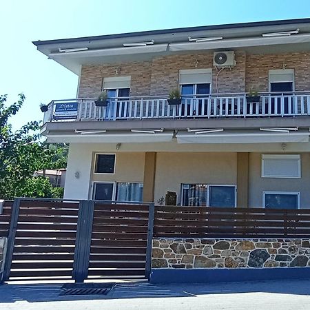 Xristos Apartment And Maisonettes Sykia Chalkidikis Esterno foto